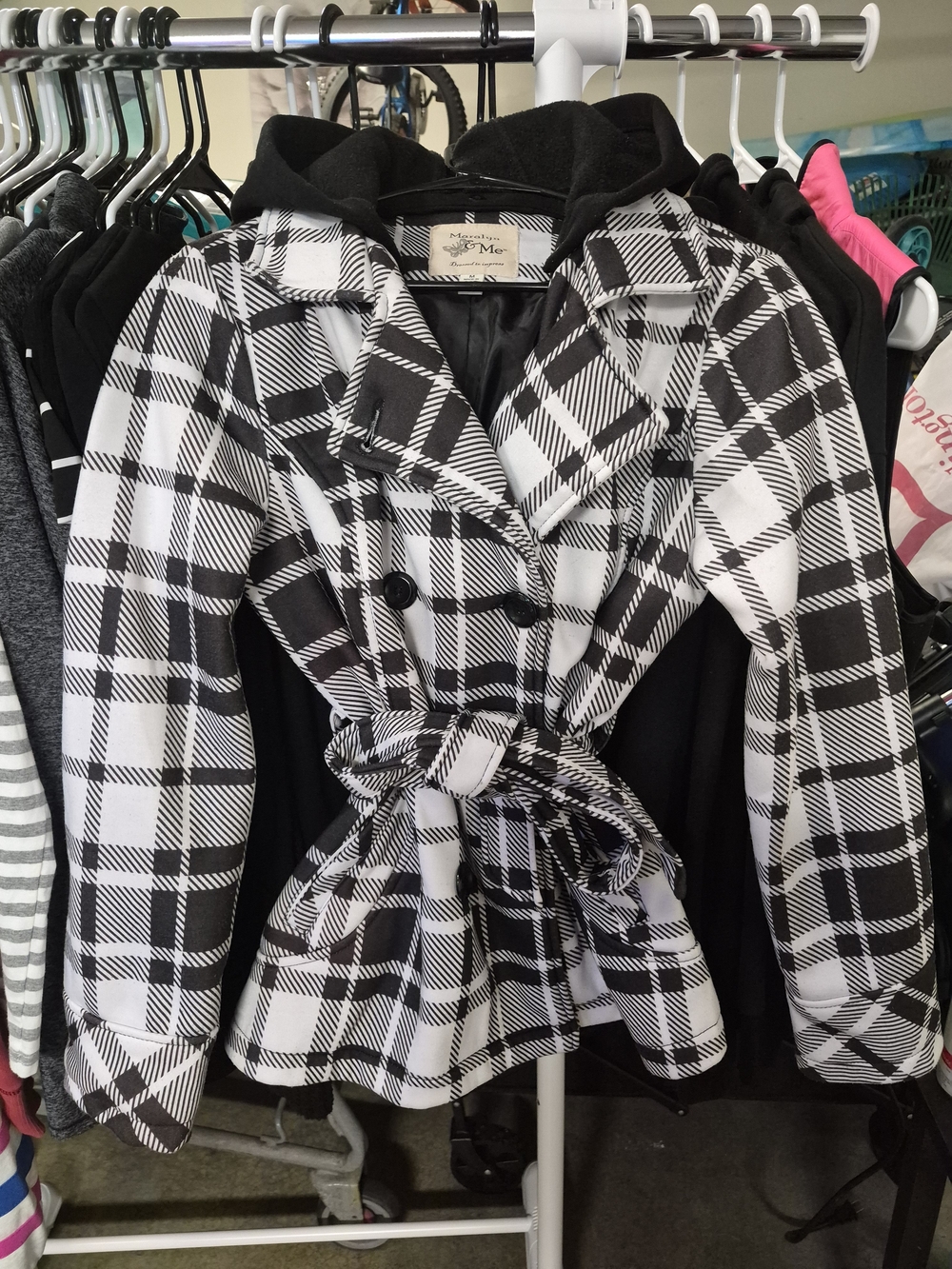 Maralyn & Me Women's Plaid Belted Coat Medium
